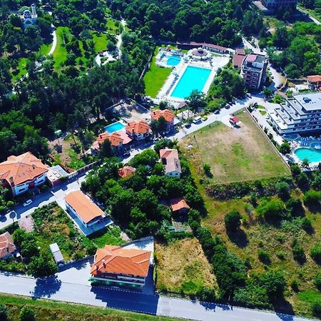D Villa Mineralni Bani Exterior foto